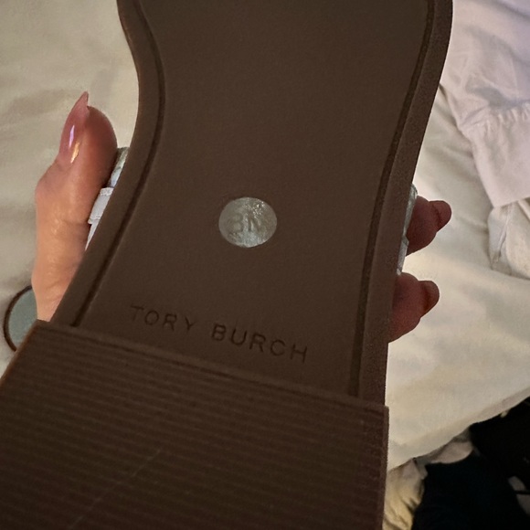Brand New WITH box! Tory Burch Thong Sandal - Never Worn! - Picture 3 of 4